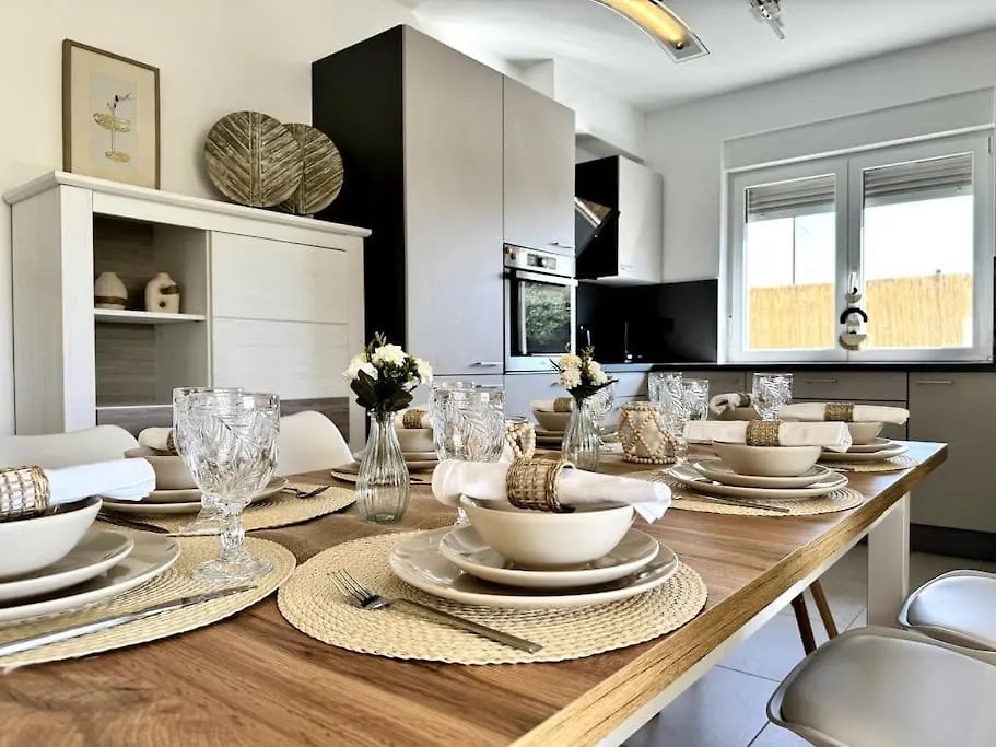 Good Vibes Boutique House Villa Fazana 0*,  Croatia